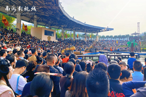 4南海景区《靖港水战》演出座无虚席.jpg